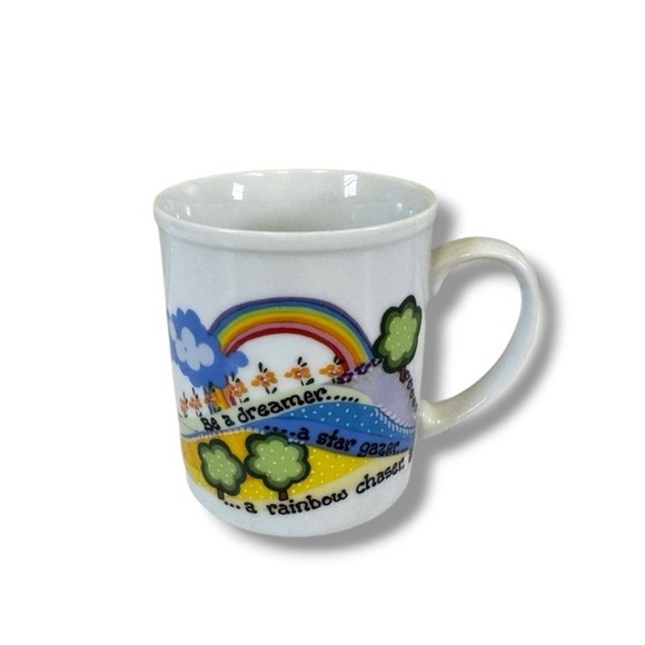 Message Mugs Other - Vintage Rainbow Coffee Mug Message Mugs "Be A Dreamer A Rainbow Chaser" Gifting